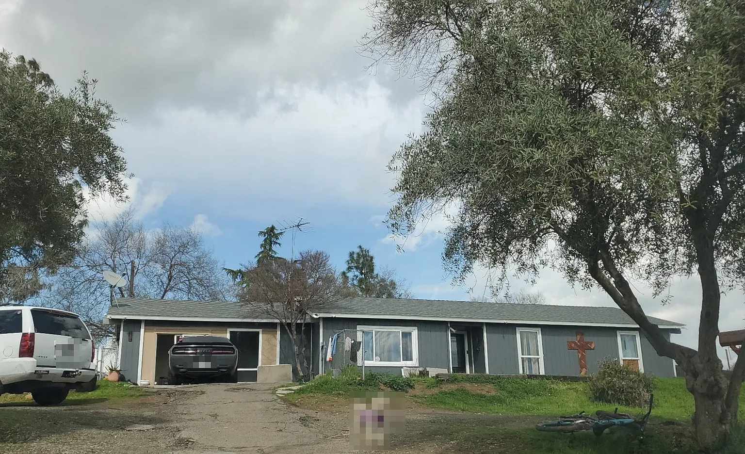 14757 Skyview Rd photo 1