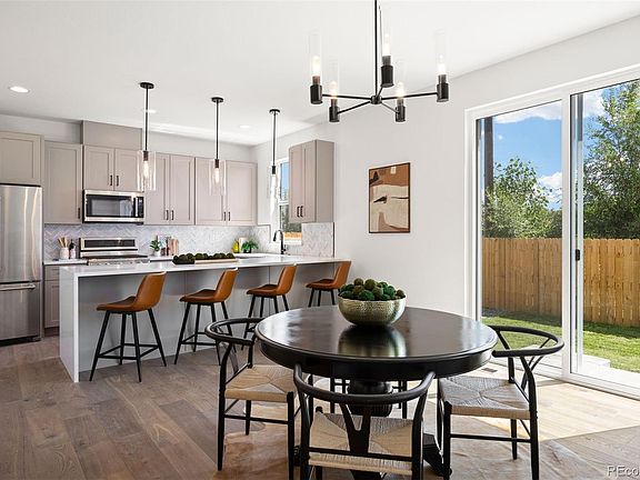 5th image of 4018 Upham Street