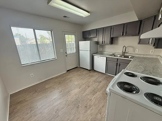 10945 W 44th Ave — Photo 7