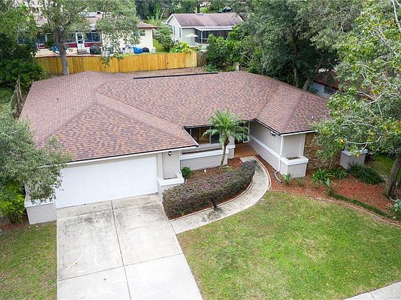 3rd image of 393 Beechwood Ln
