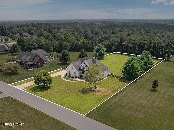 5th image of 244 Hamilton Pl