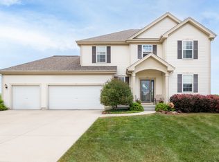 1918 Kiowa Dr, Grafton, WI 53024
