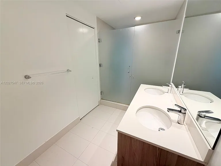 501 NE 31st St #1804 — Photo 18