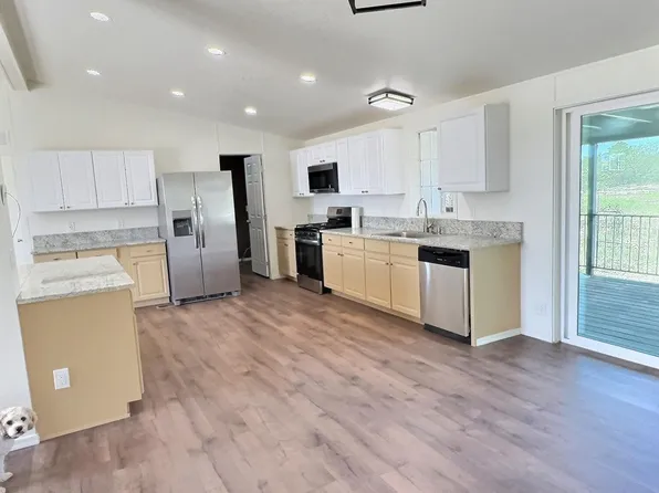 1098 E Katie Ln, Benson, AZ 85602
