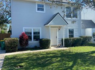 825 8th St S, Jacksonville Beach, FL 32250