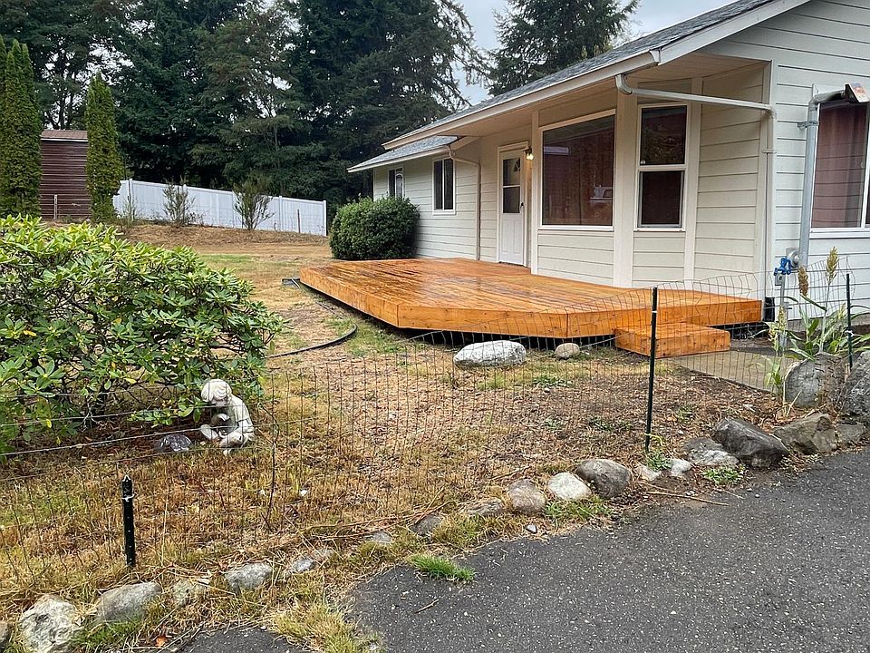 1st image of 10589 SE Southworth Dr