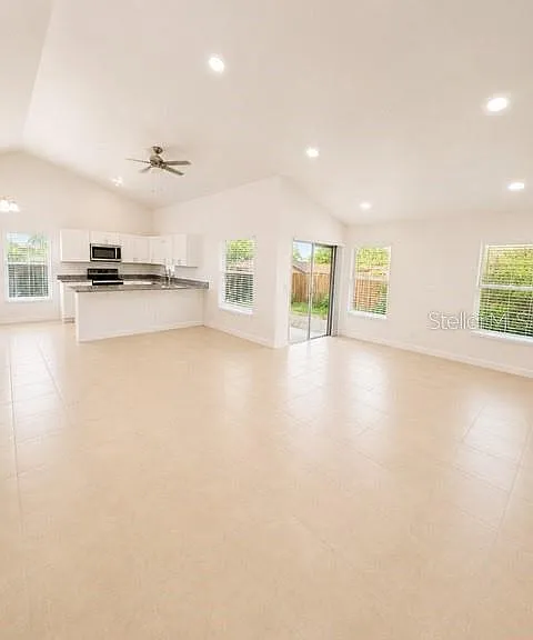 120 Sandpoint Ct — Photo 4