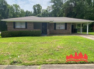 5067 Gull Rd, Memphis, TN 38109