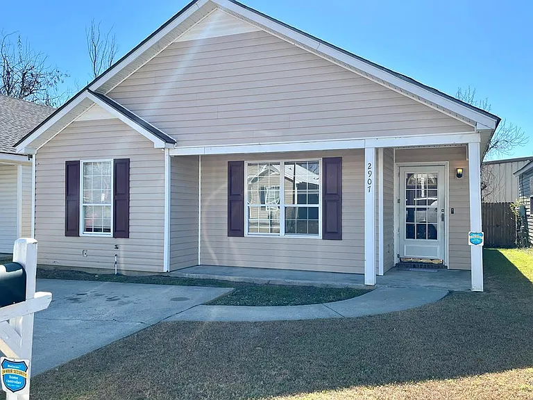 2907 Callaway Cir — Photo 1