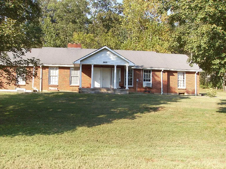 1105 A-G 5 unit Apartment Building_01242021