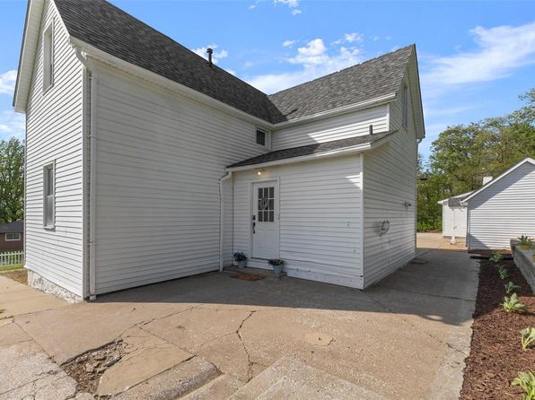 2708 Old State Route 3, Columbia, IL 62236