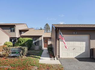 16 Concord Ct, Red Bank, NJ 07701