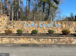 909 Jones Dr, Ruther Glen, VA 22546