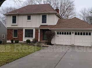 11410 W 99th Pl, Overland Park, KS 66214