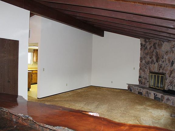 3rd image of 1931 Morgan Ct