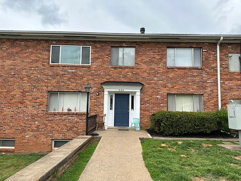 226 Front Entrance_09212023