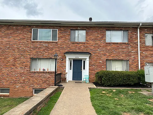 226 W Cameron St #4 Photo 1
