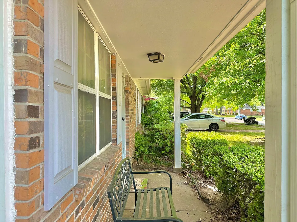 Building Photo - 4167 Cochese Rd