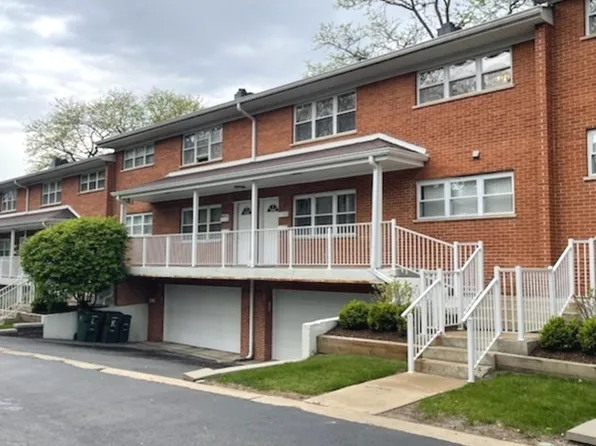 169 E Palatine Rd APT J, Palatine, IL 60067