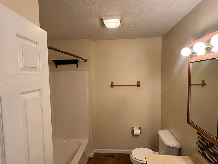 1700 McCutchen Rd — Photo 12