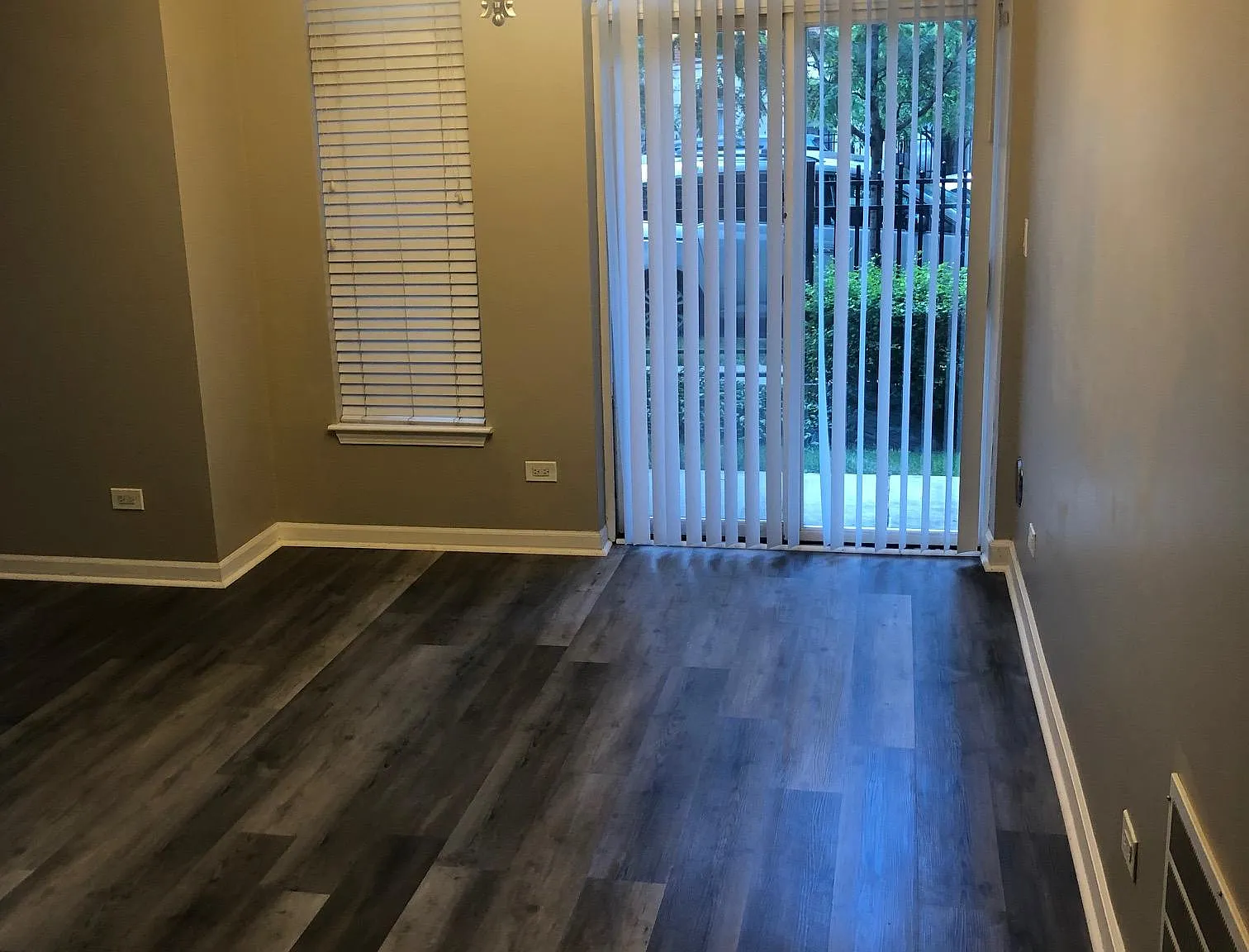 2 bed, 1300 sqft, $3,000 — Photo 3