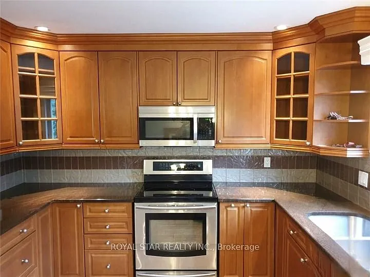 8 Hime Cres — Photo 7