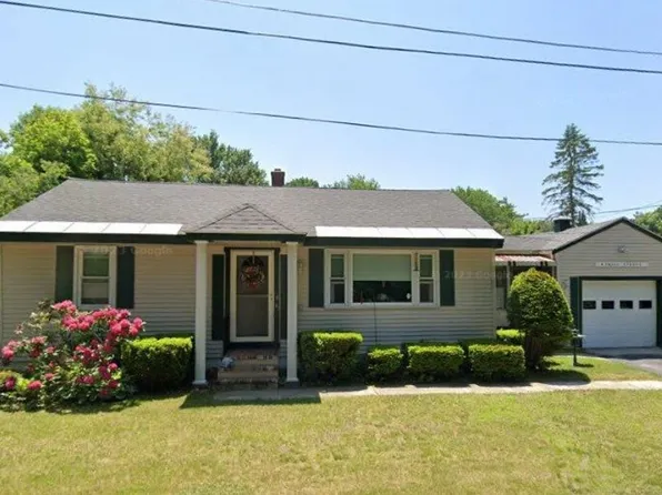 4 Small Avenue, Rochester, NH 03867