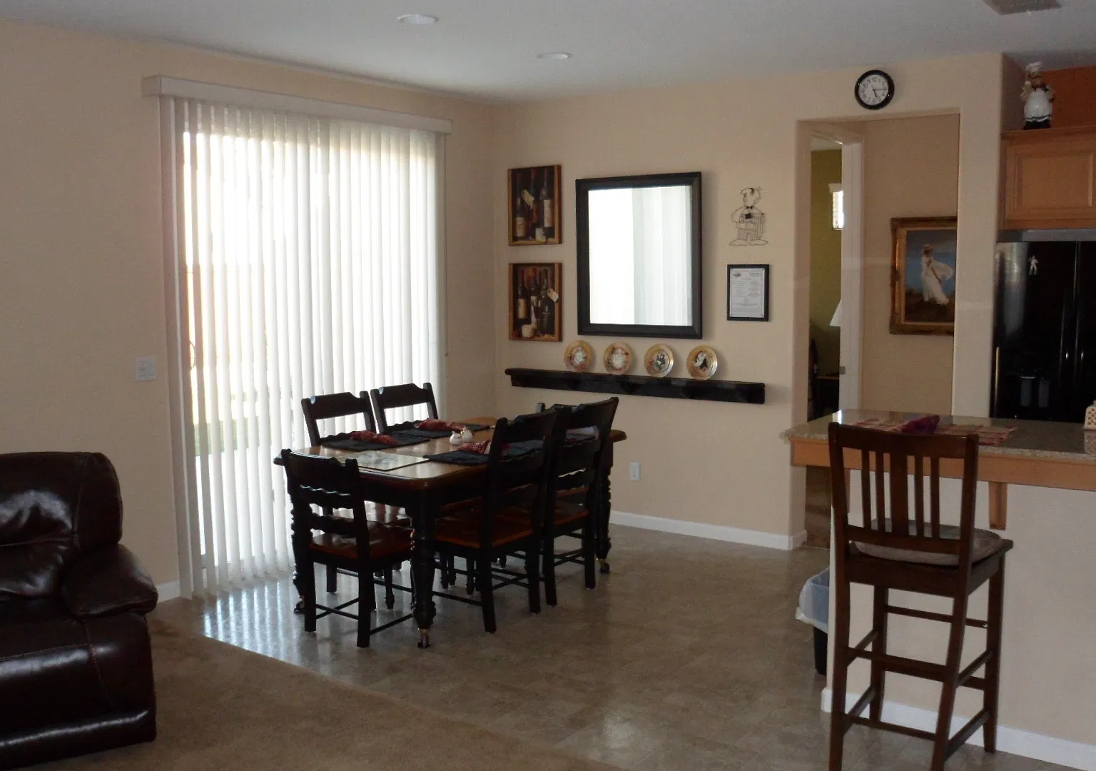 3 bed, 1651 sqft, $2,899 — Photo 4