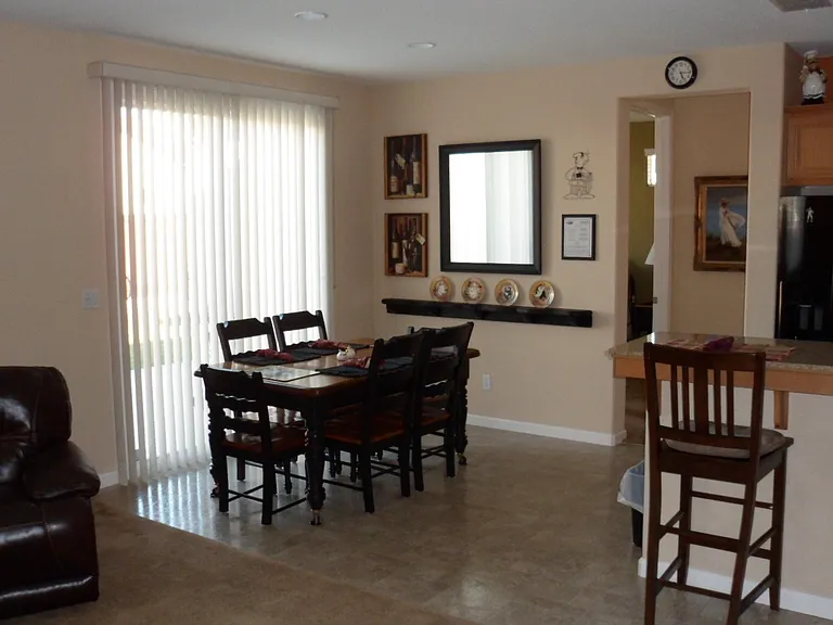 1371 Camilla St — Photo 9