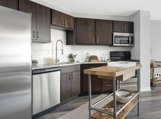858 N State St #1202, Chicago, IL 60610