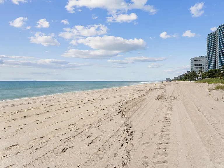 1470 S Ocean Blvd #1002 — Photo 23