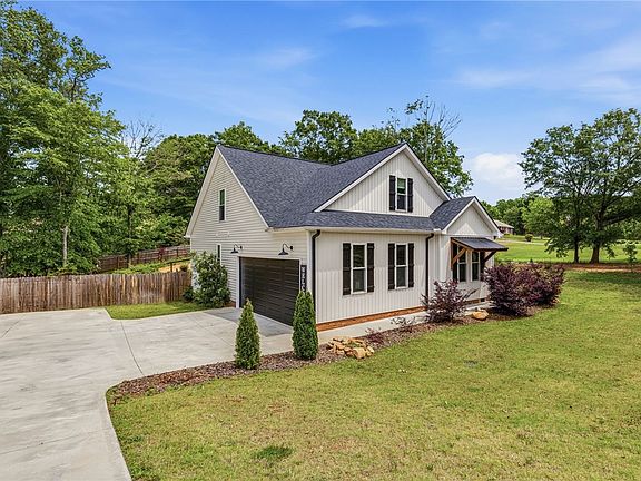4th image of 1347 Griffin Mill Rd