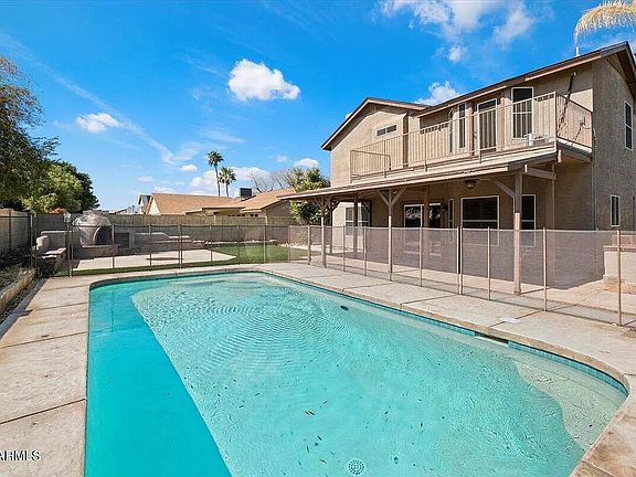 3rd image of 4207 W Calle Lejos