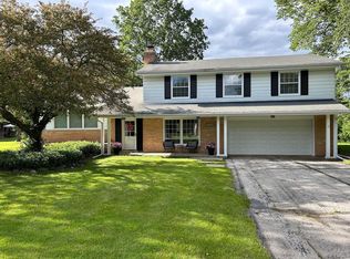 13140 Dunwoody Dr, Elm Grove, WI 53122