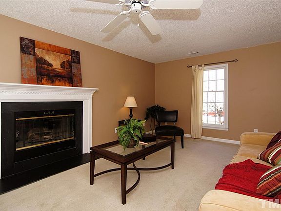 3rd image of 12 Rattan Bay Ct