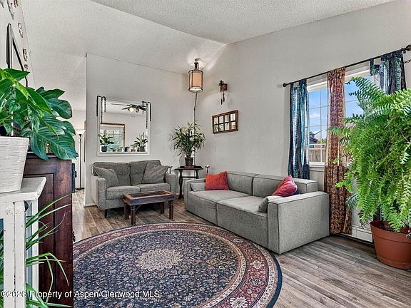 3rd image of 2603 West Ave