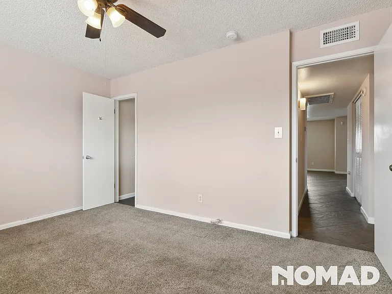 2312 W Catalina Ave — Photo 18