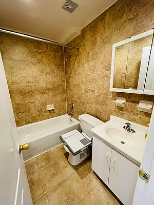 Rented by Voro New York | media 16