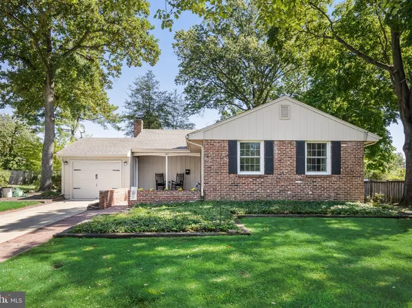 107 Tarlton Ct, Cherry Hill, NJ 08034