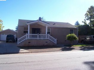17502 Vineyard Rd, Castro Valley, CA 94546