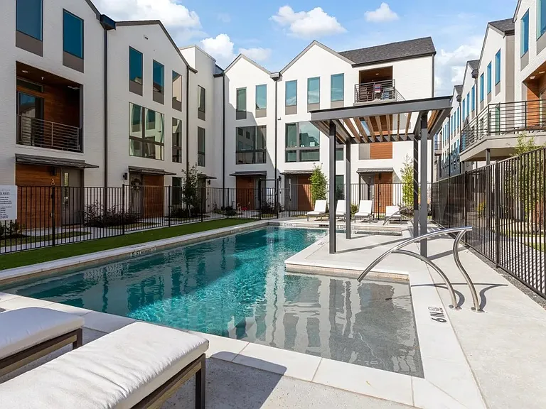 The Collection Townhomes — Photo 7
