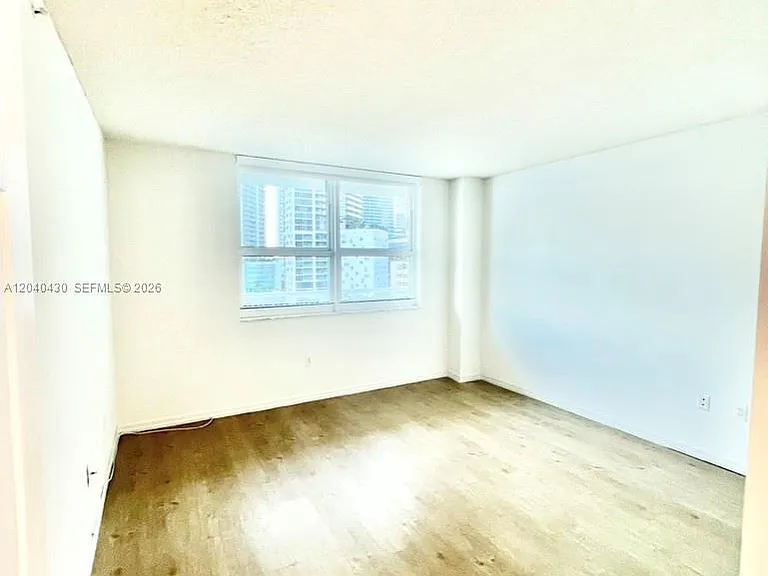 1155 Brickell Bay Dr #807 — Photo 9