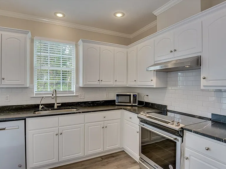 614 Ventana Dr — Photo 9