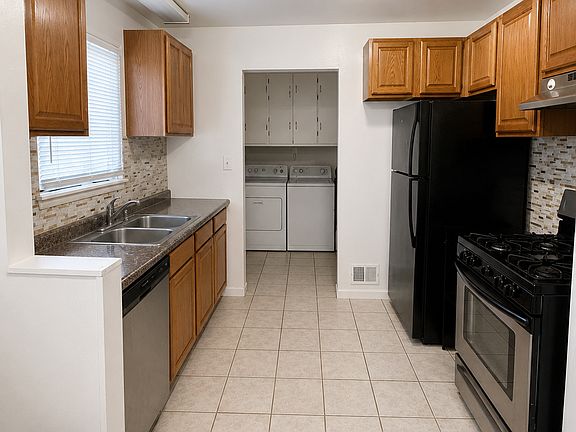 5th image of 20017 Cornell Ave