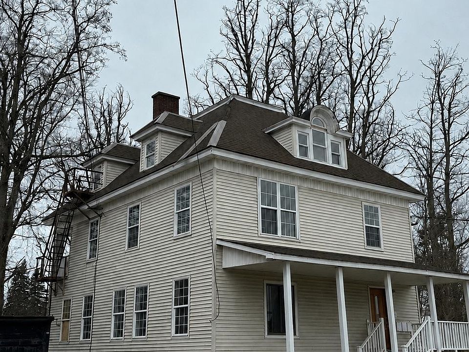 1st image of 14 Church St