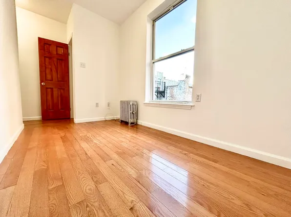 41 East 7th Street image 11 of 16