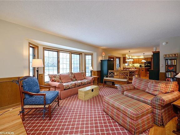 5th image of 5405 Woodland Ave