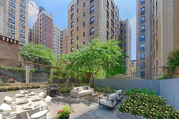 1st image of 316 W 103rd St Floor 1