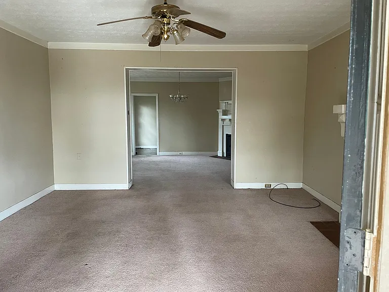 963 Laurel Ave — Photo 13