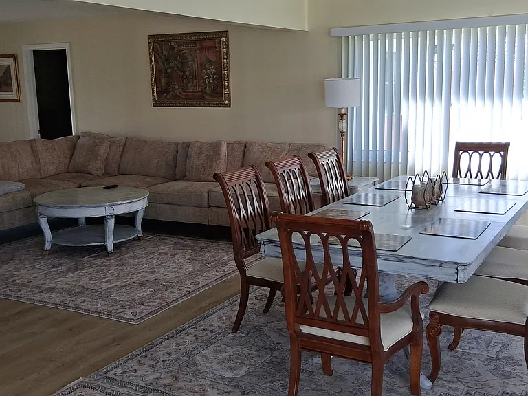 441 Rubens Dr E — Photo 19